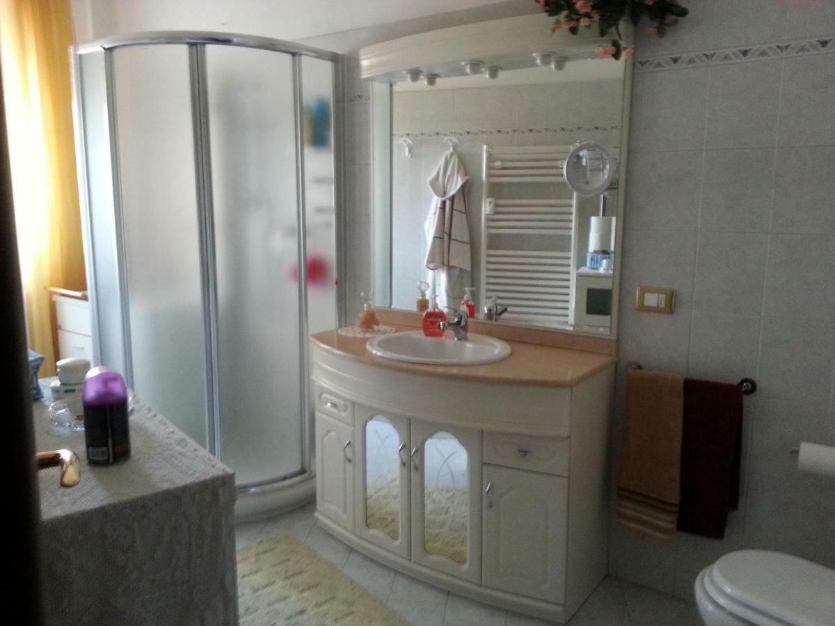 La Via Per Milano Hotel Vigevano Luaran gambar